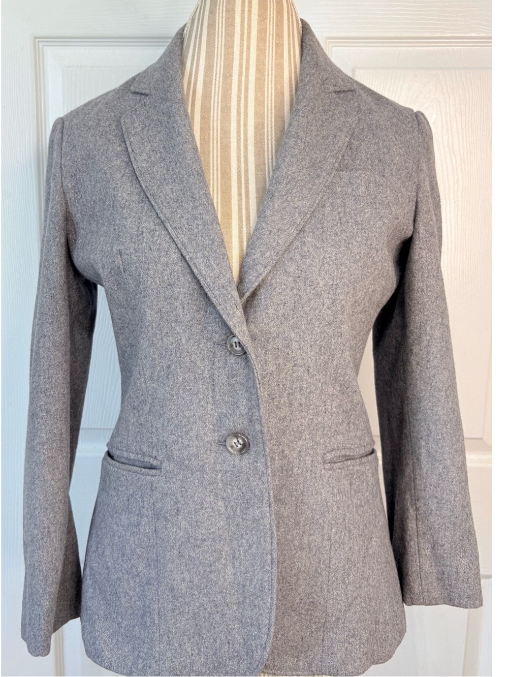 Vintage 90s Mervyn’s Grey Wool Preppy Fitted Blazer Size Medium